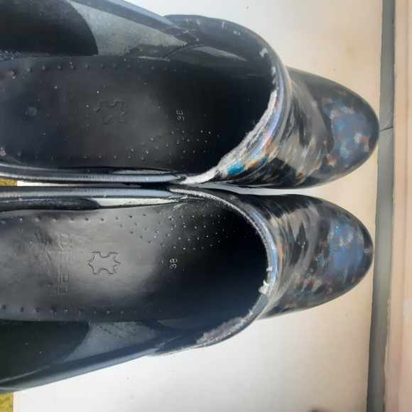Dansko Patterned Clogs - Picture 7 of 7